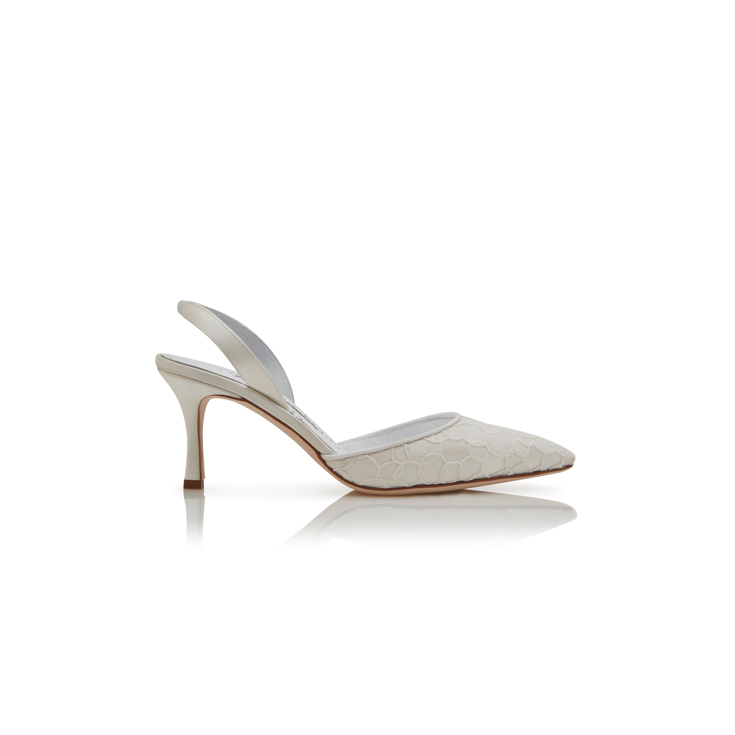 MANOLO BLAHNIK CAROLYNE 70 CREAM SATIN SLINGBACK PUMPS 324-2844-0011 MANOLO BLAHNIK CAROLYNE 70 CREAM SATIN SLINGBACK PUMPS 324-2844-0011